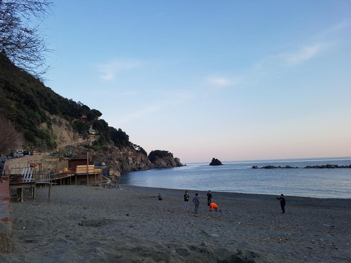 Dume Cosy Apt - Central - Near The Beach With A.C. Monterosso al Mare Exterior photo
